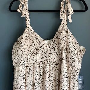 EXPRESS maxi dress/ size small / NEVER WORN / light pink / white / black